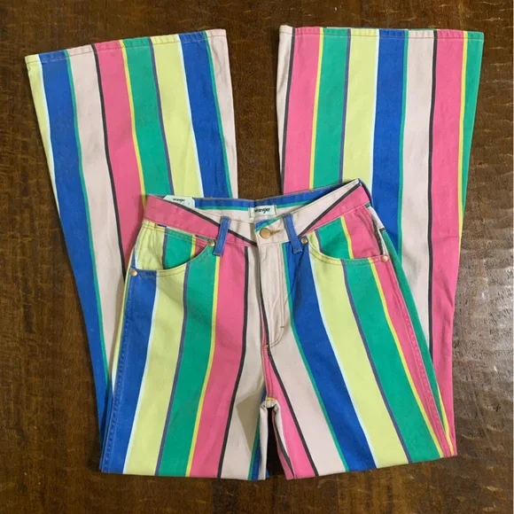 NWOT Free People x Wrangler Size 25x32 Wanderer 622 Rainbow Pop High Rise Jeans - Picture 10 of 16